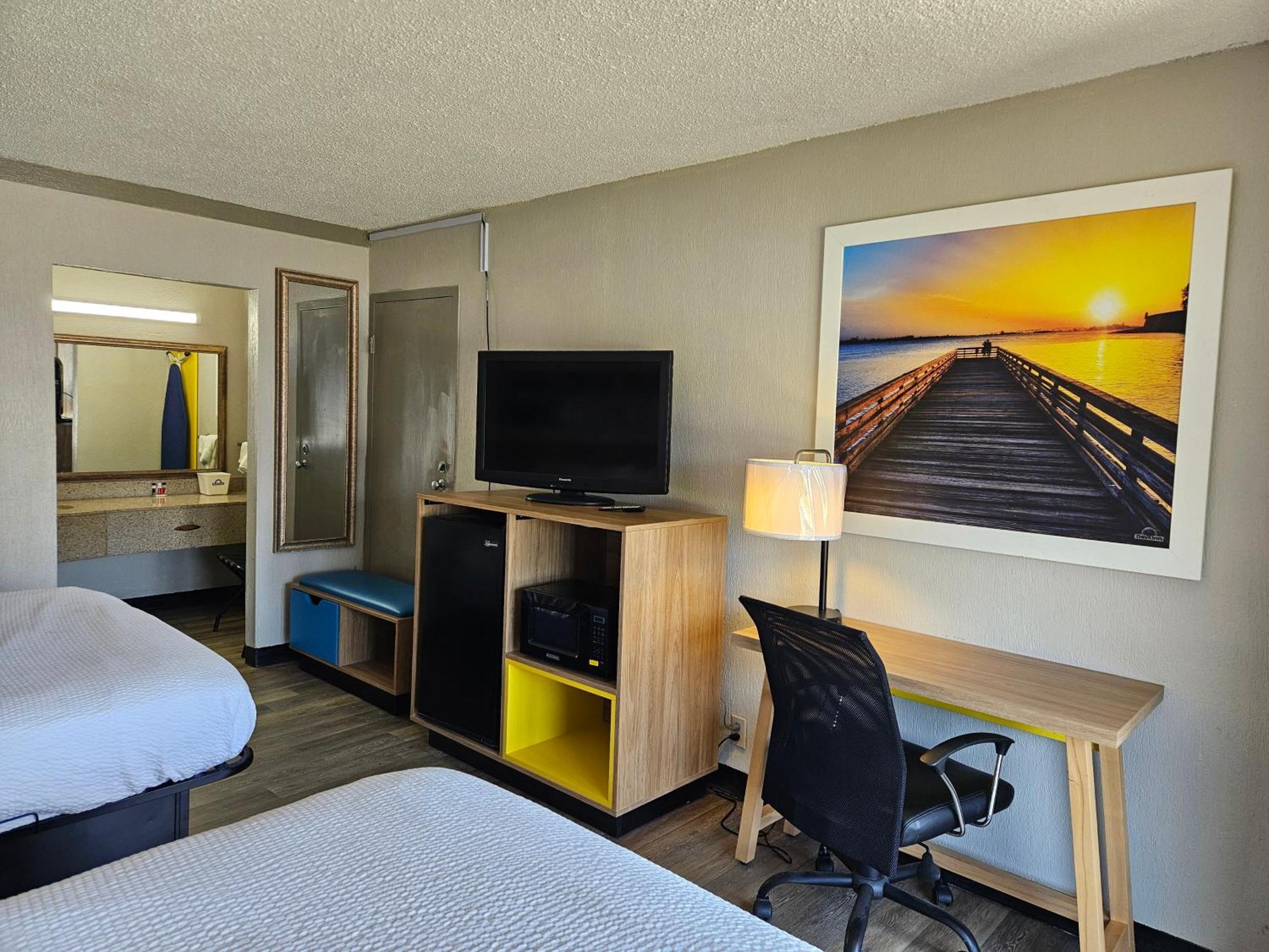 Days Inn By Wyndham Washington Exterior foto